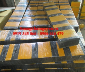 Đệm cao su chống va quận tân phú