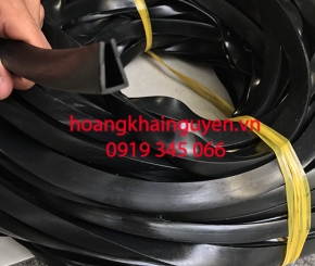 Ron cao su ký thuật quận 4