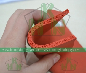 Cao su xốp tấm chịu nhiệt
